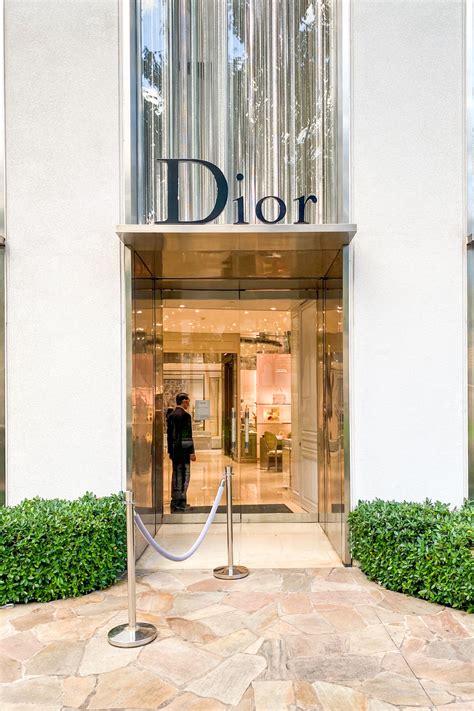 Updated [Jan 2022] Dior Hawaii Blog 